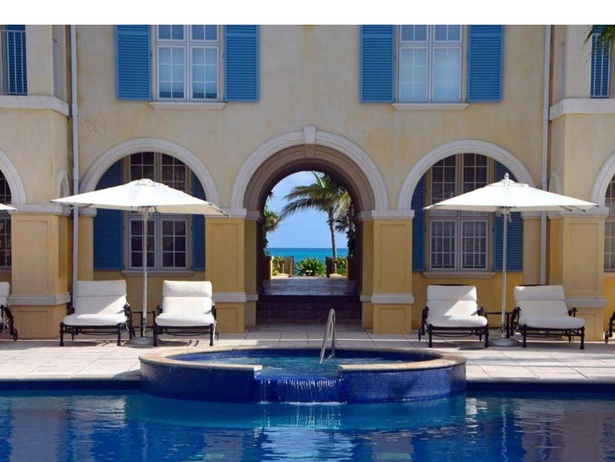 Villa Renaissance Unit 205 Grace Bay Beach Bagian luar foto