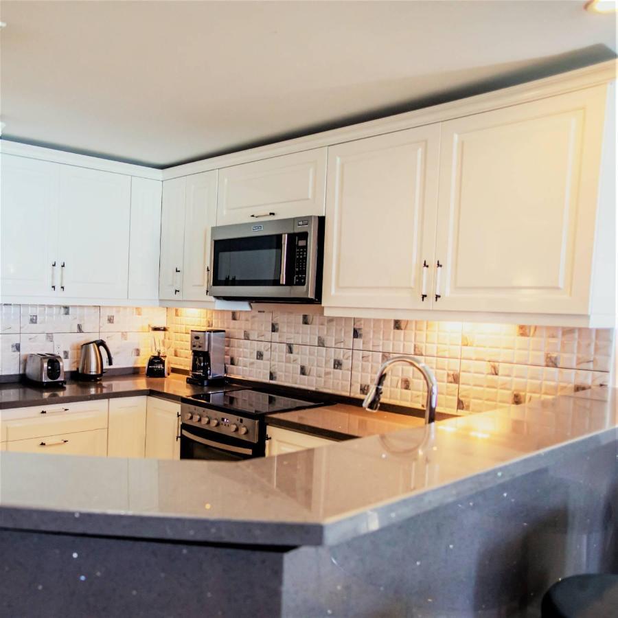 Villa Renaissance Unit 205 Grace Bay Beach Bagian luar foto